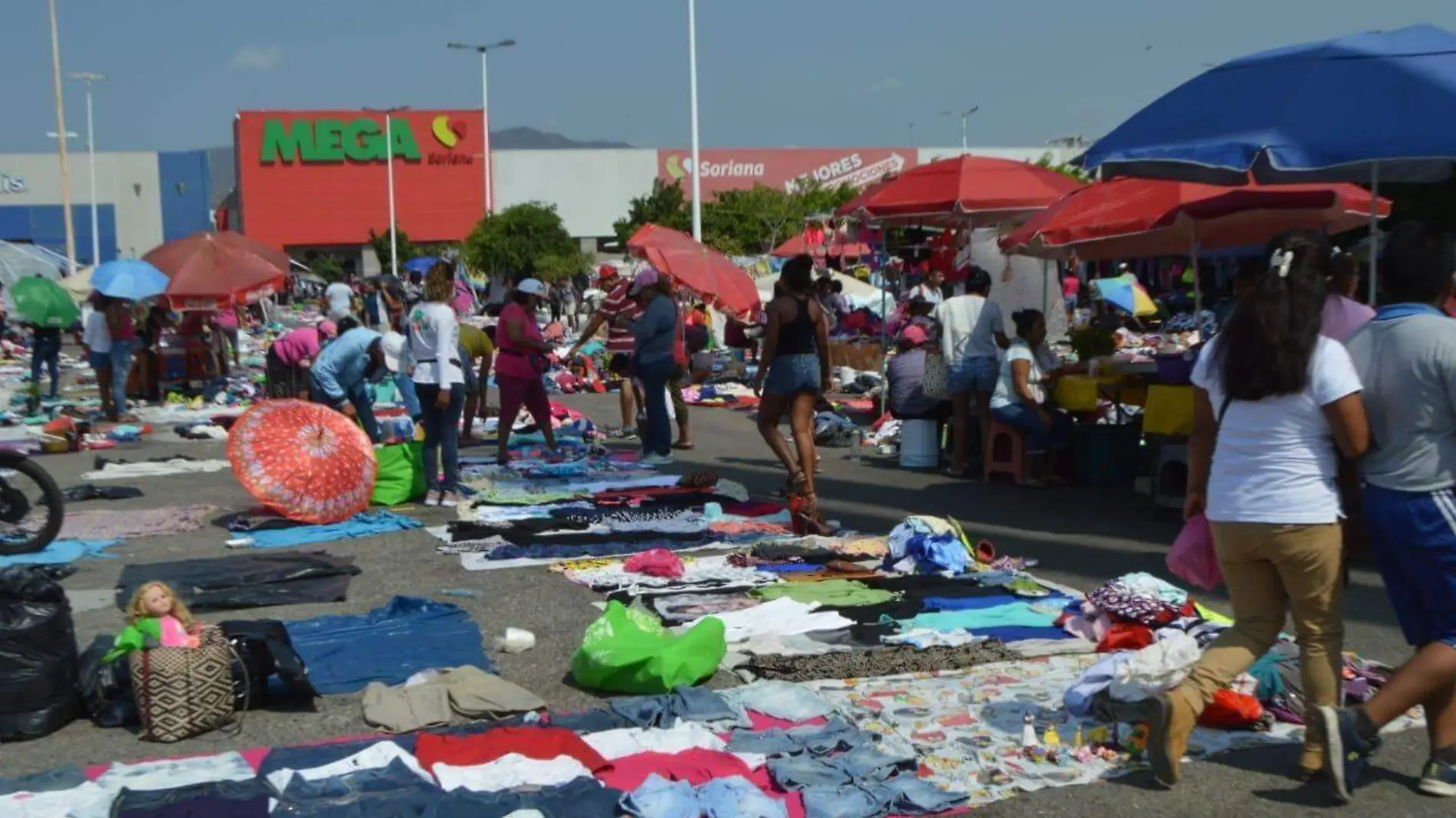 tianguis emiliano zapata